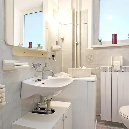 Zen City Center & Garage Nearby דירה *