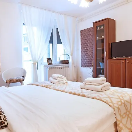 Zen City Center & Garage Nearby