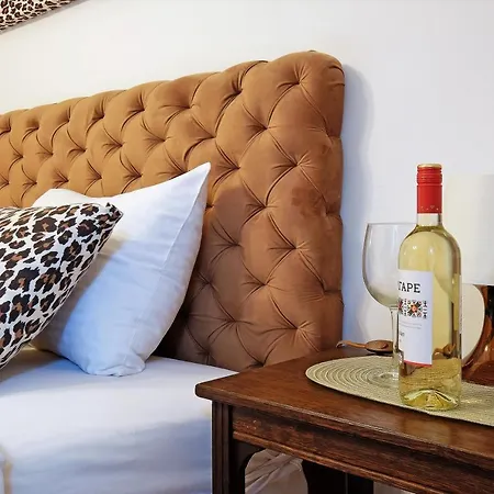 Zen City Center & Garage Nearby דירה *